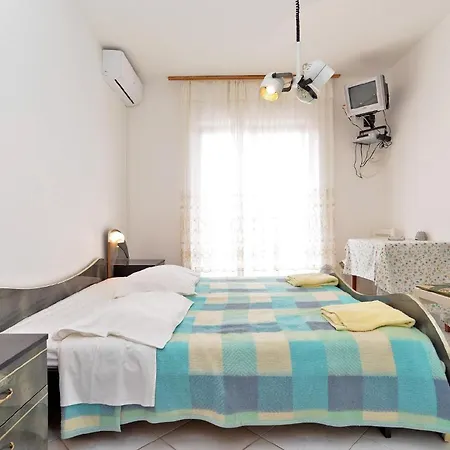 Fuer 2 Personen Ca 25 Qm In Rabac, Istrien Bucht Von Rabac